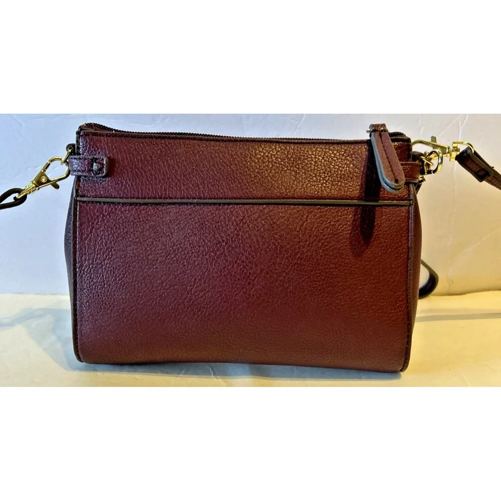 Liz‎ Claiborne Alisia Convertible Clutch Dark Wine